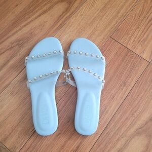 Womans Size 7 Baby Blue DELTAN Shoes